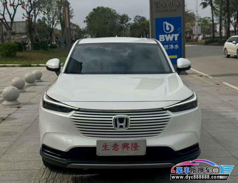 抵押车出售24年本田缤智轿车