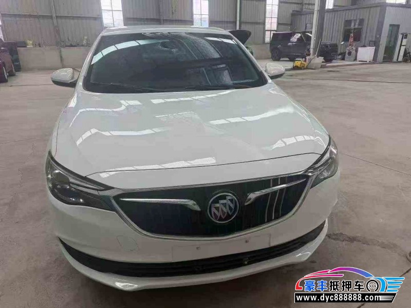 抵押车出售18年别克英朗轿车