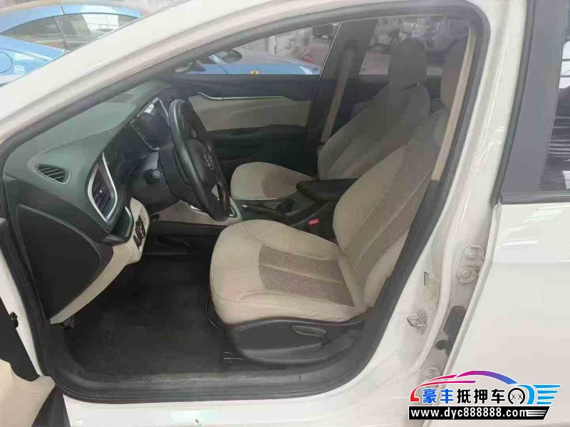 18年别克英朗轿车抵押车出售