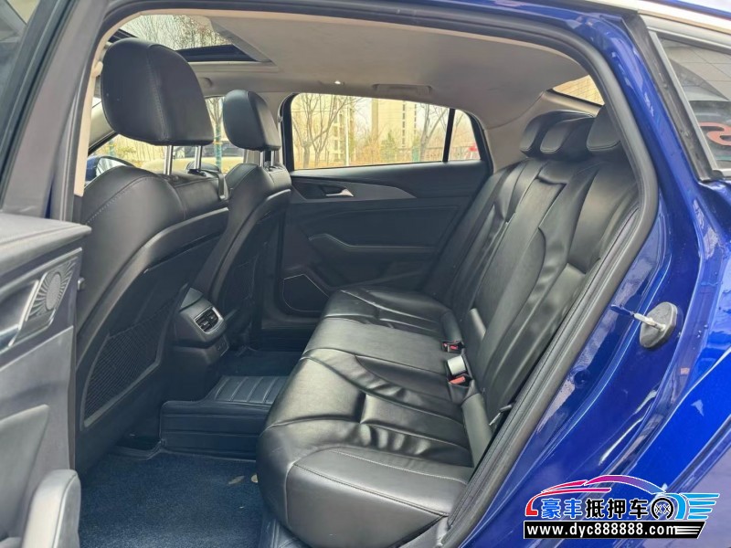 22年红旗H5轿车抵押车出售