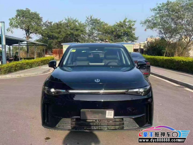 26年零跑C10轿车抵押车出售