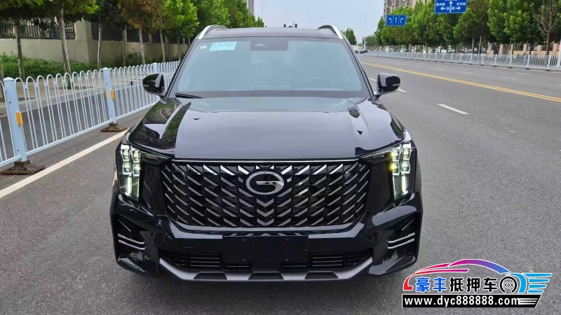 抵押车出售26年传祺GS8轿车