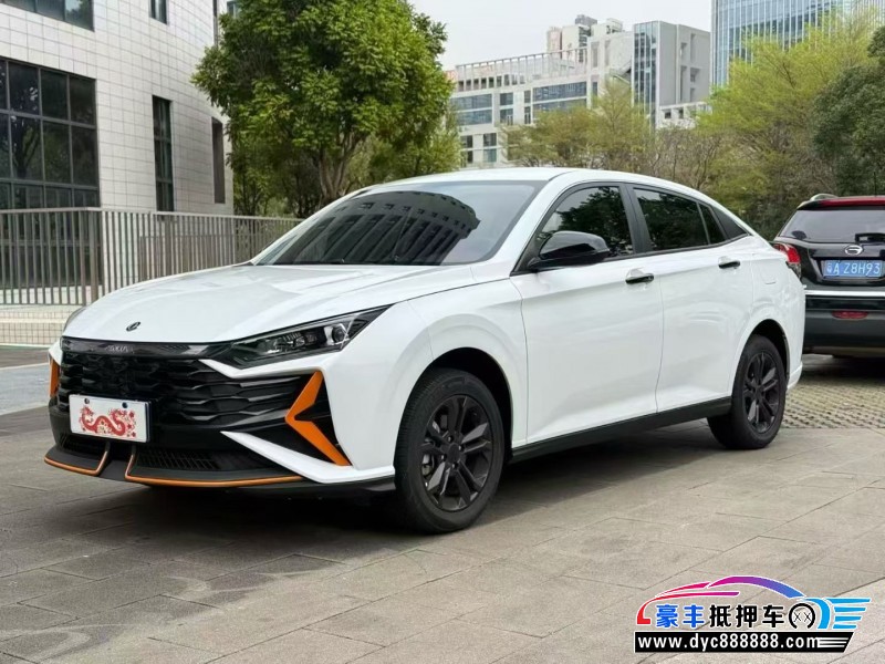 25年东风风神奕炫轿车抵押车出售