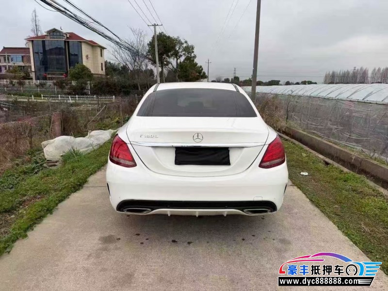 16年奔驰C轿车抵押车出售