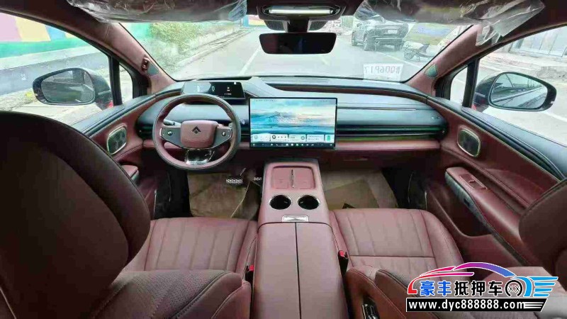 25年埃安昊铂轿车抵押车出售