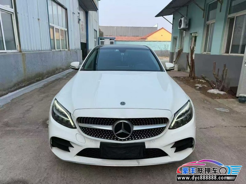 20年奔驰C轿车抵押车出售