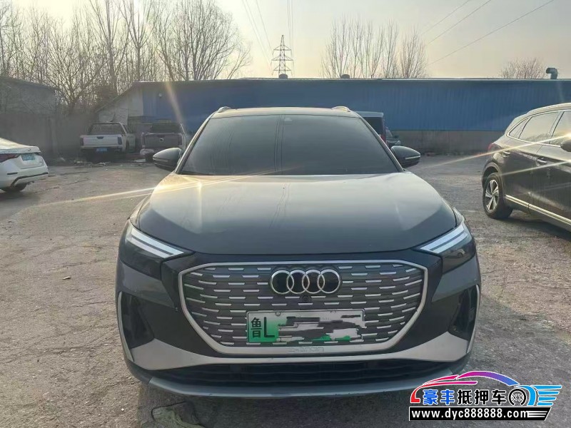 抵押车出售24年奥迪Q4轿车
