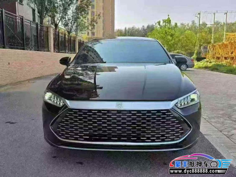 抵押车出售24年比亚迪秦轿车