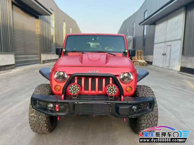 12年Jeep牧马人轿车