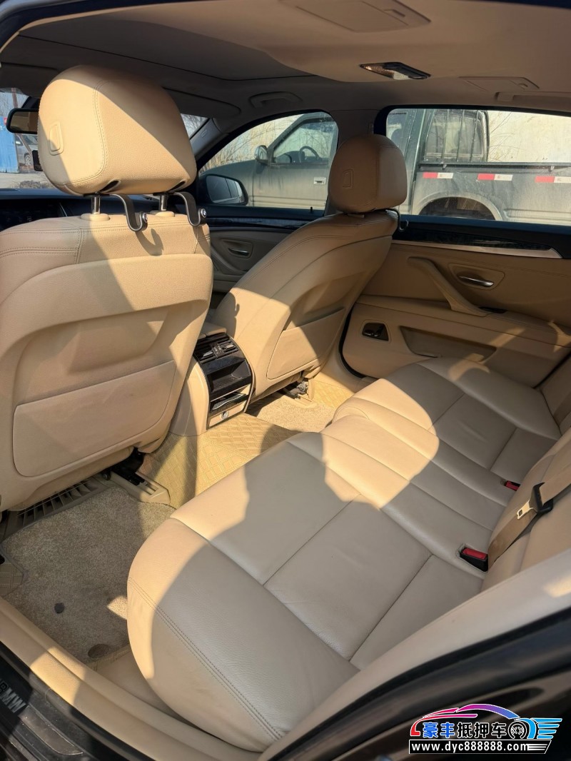 14年宝马5系轿车抵押车出售