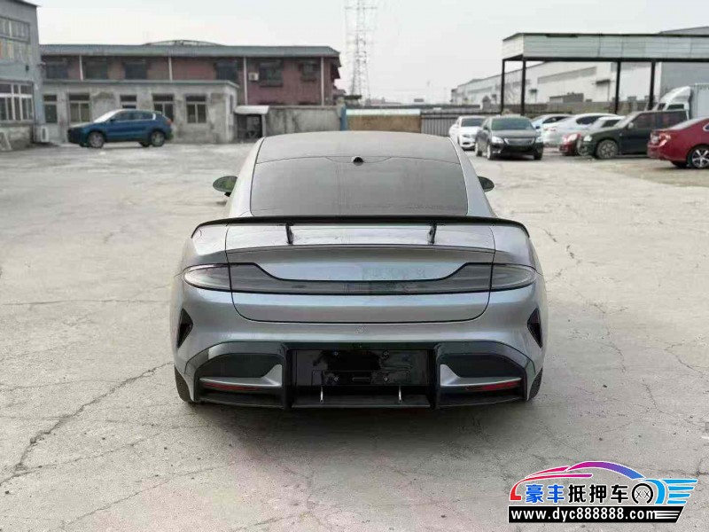 25年小米SU7轿车抵押车出售