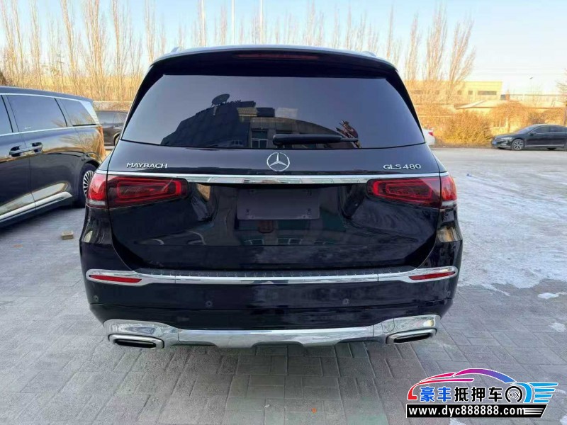 24年奔驰迈巴赫G级轿车抵押车出售