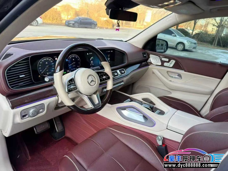 24年奔驰迈巴赫G级轿车抵押车出售