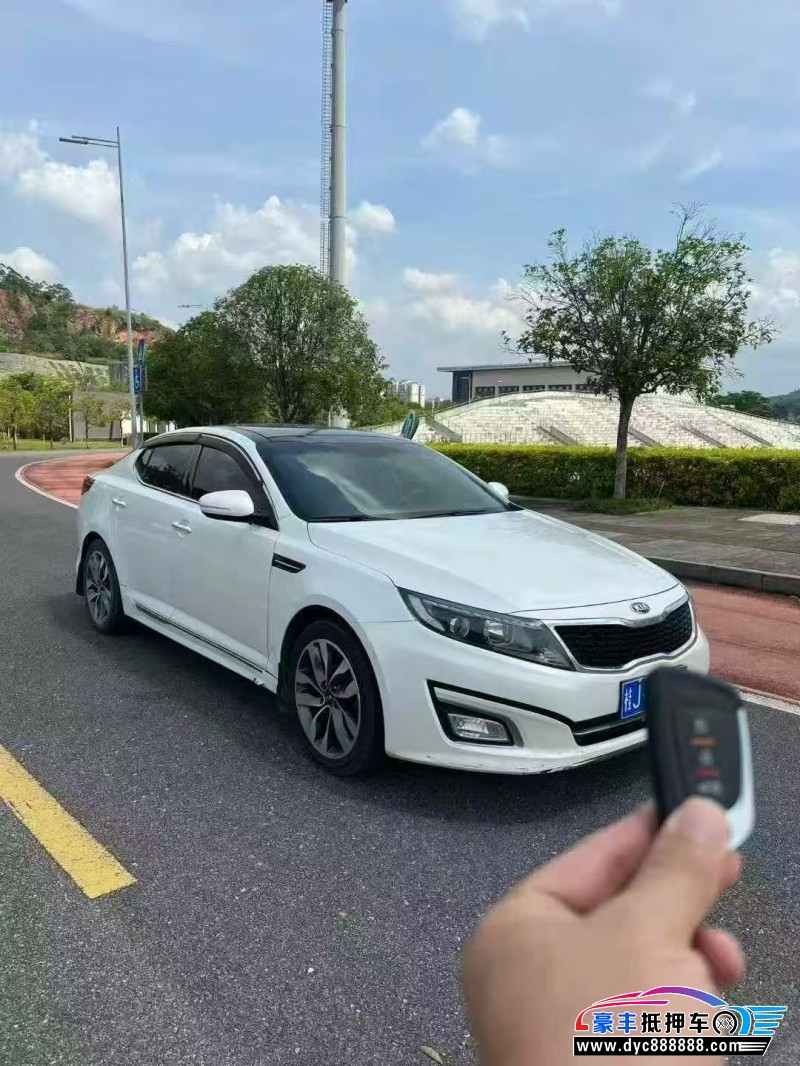 15年起亚K5轿车抵押车出售