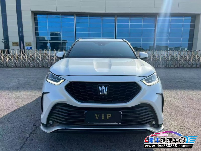 抵押车出售24年丰田皇冠轿车