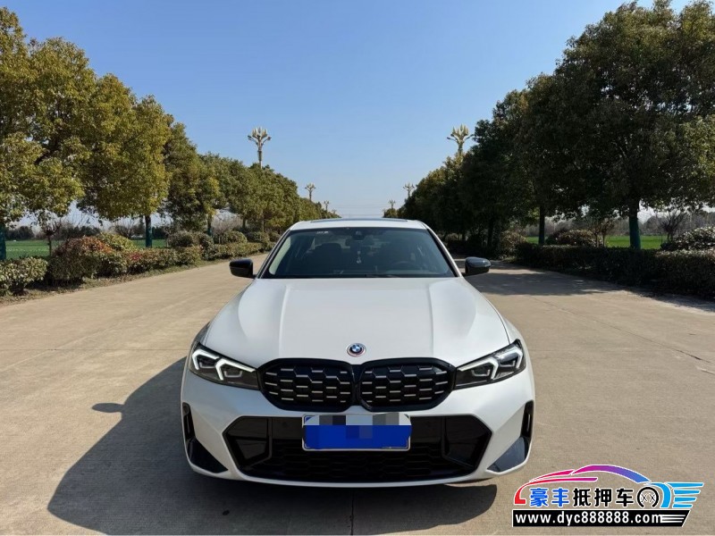 抵押车出售23年宝马3系轿车