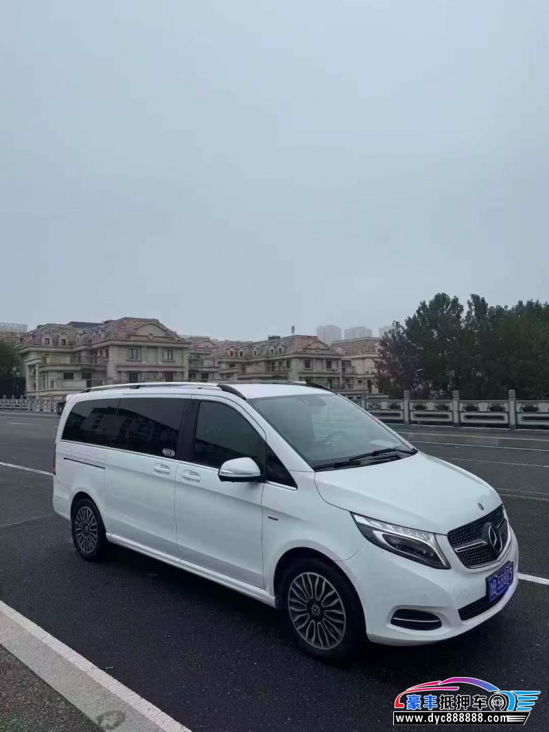 18年奔驰V轿车抵押车出售