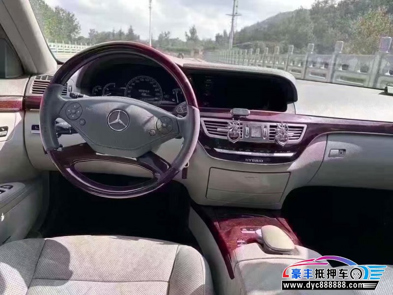 10年奔驰S轿车抵押车出售