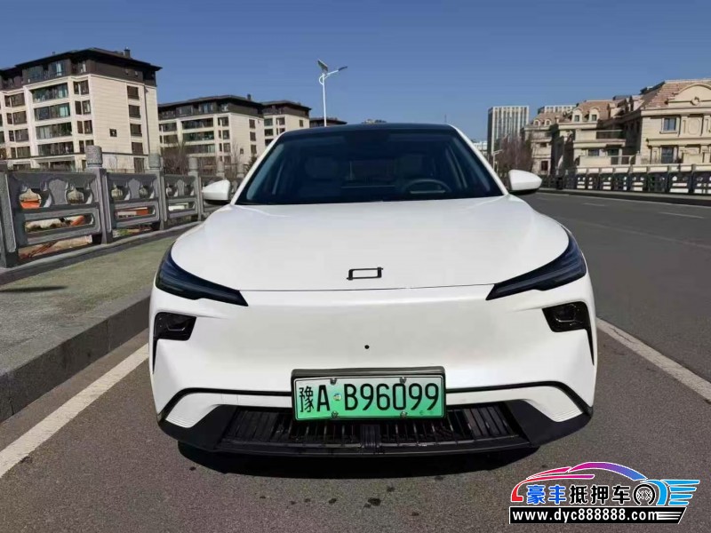 25年奔腾悦意轿车抵押车出售