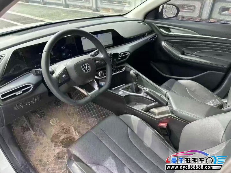 21年长安逸动轿车抵押车出售