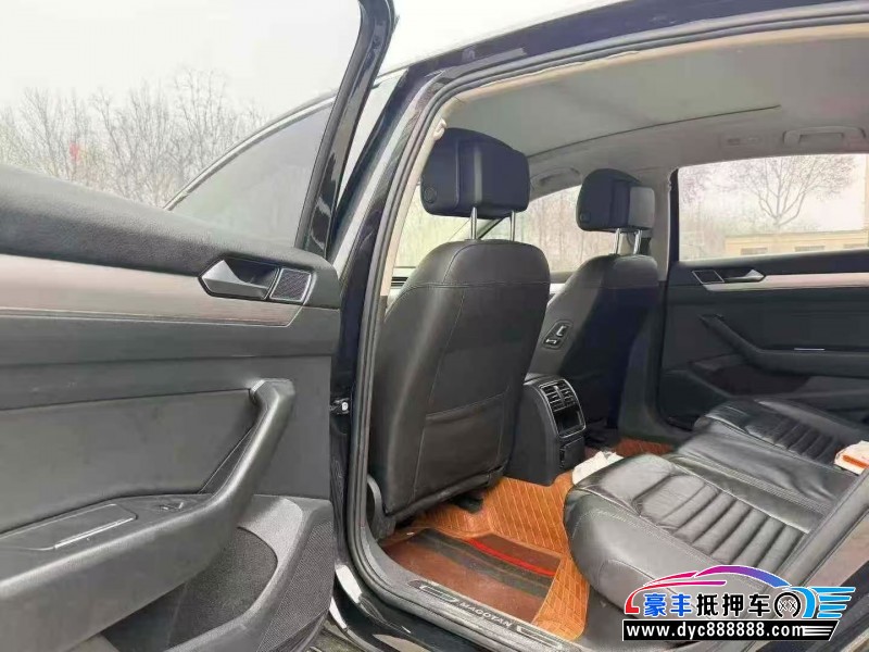 19年大众迈腾轿车抵押车出售