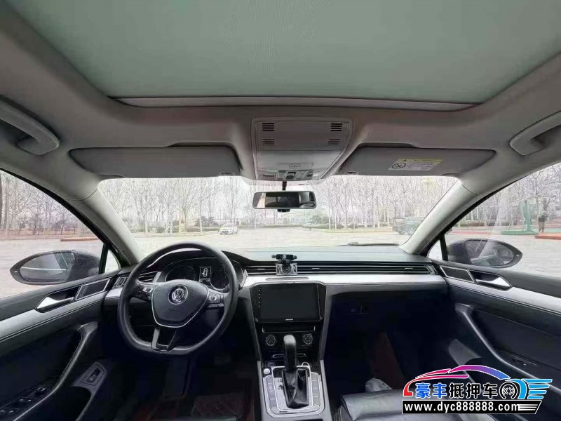 19年大众迈腾轿车抵押车出售