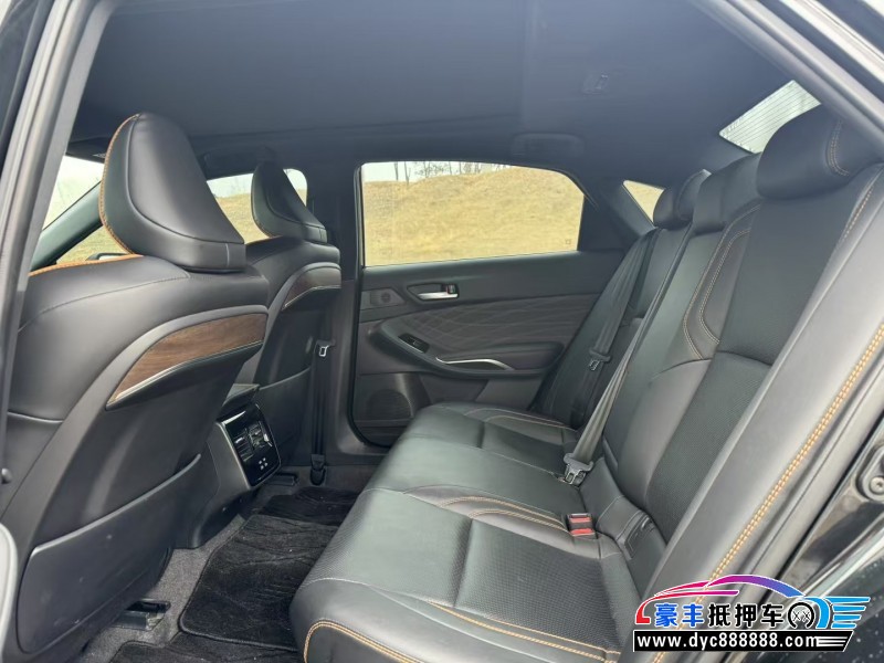 24年丰田亚洲龙轿车抵押车出售