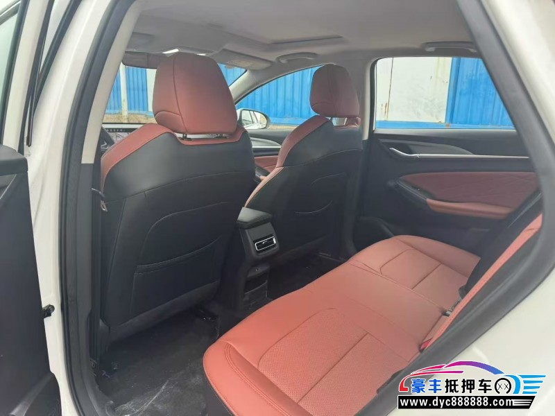 26年长安逸动轿车抵押车出售