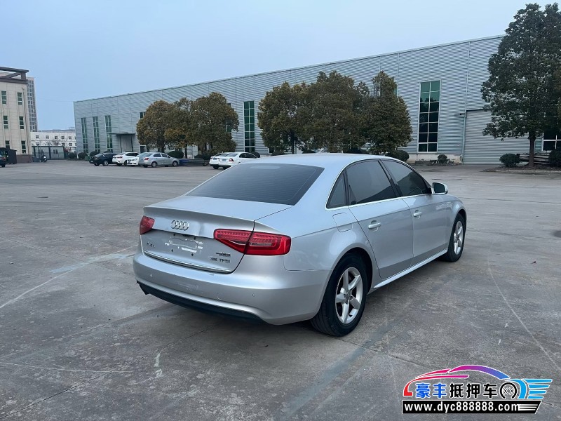 13年奥迪A4L轿车抵押车出售