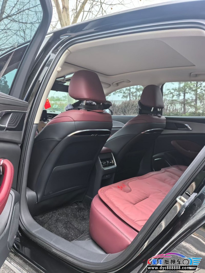 24年红旗H5轿车抵押车出售