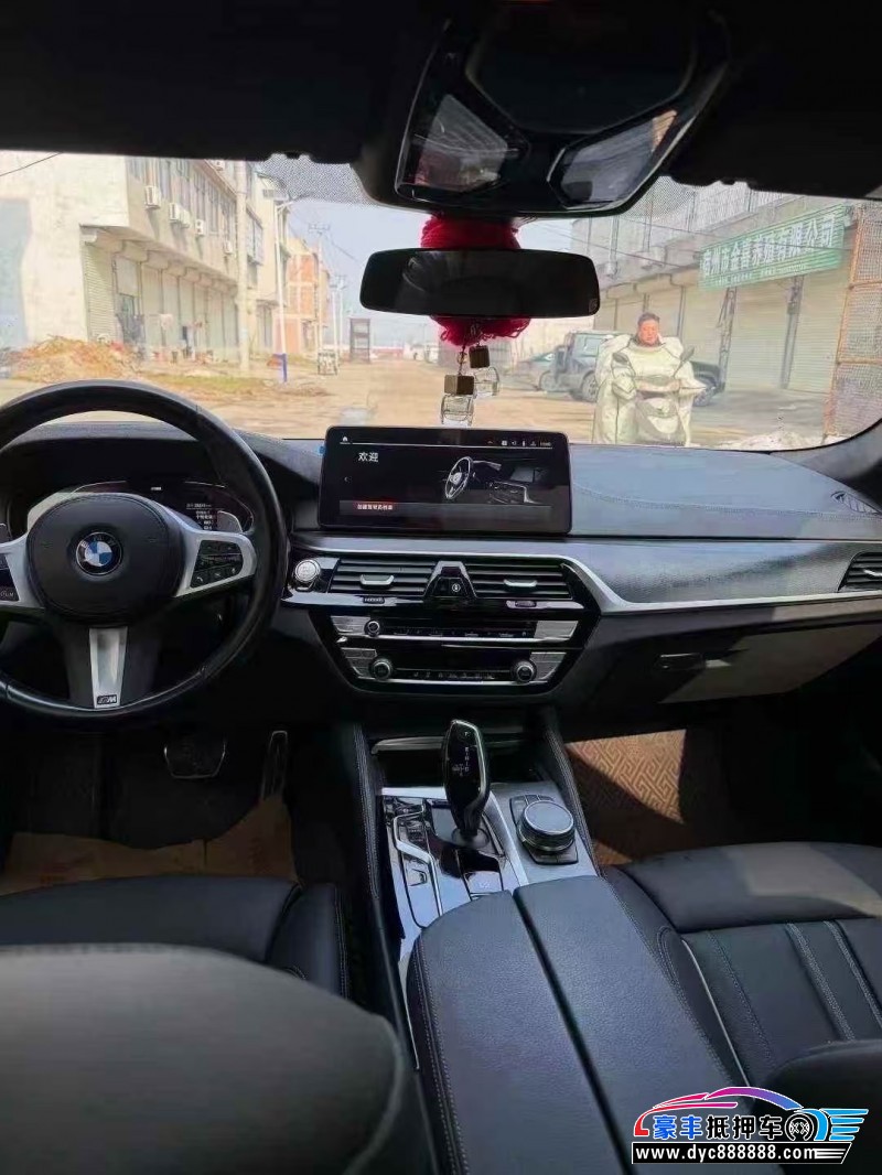 23年宝马5系轿车抵押车出售