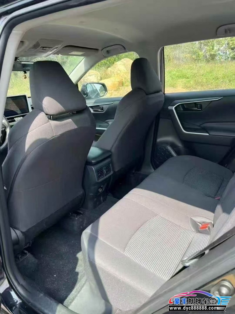 20年丰田威兰达轿车抵押车出售