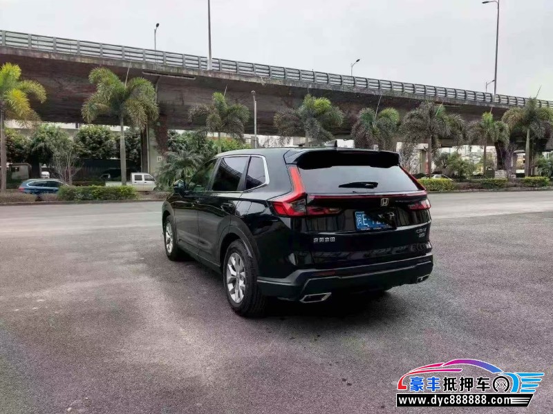 25年本田CR-V轿车抵押车出售