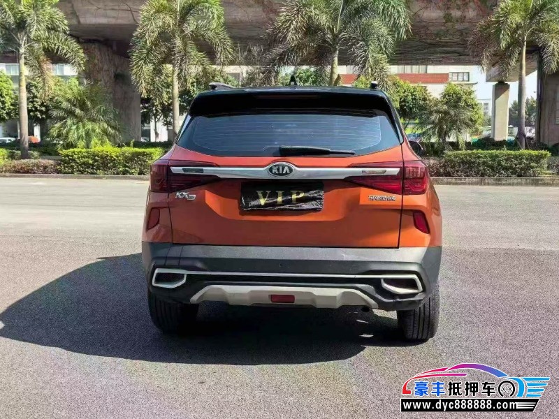 19年起亚KX3轿车抵押车出售