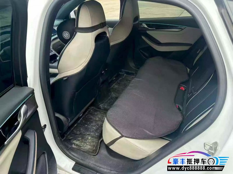 23年比亚迪秦轿车抵押车出售