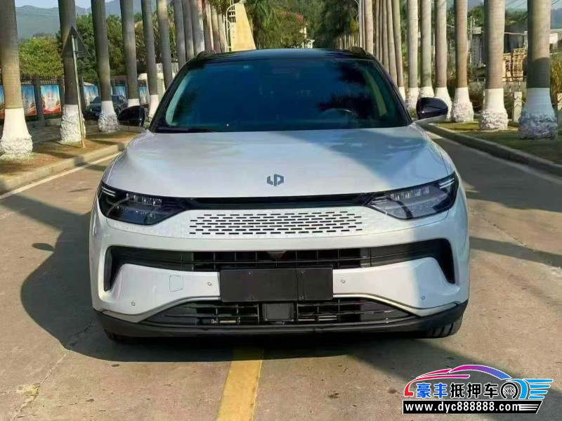 23年零跑C11轿车抵押车出售