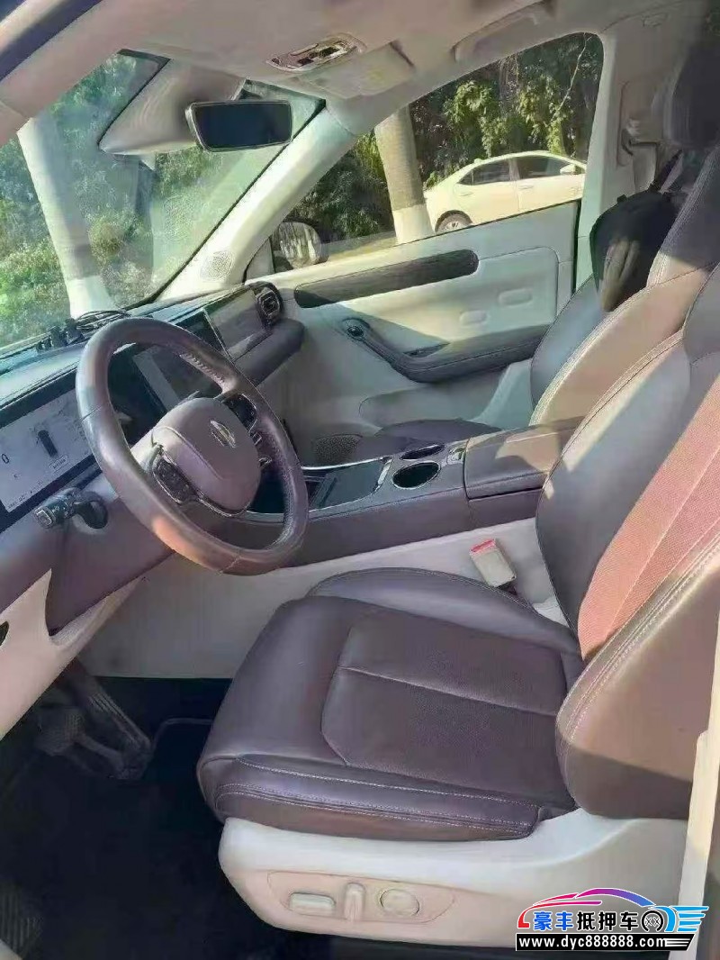 23年零跑C11轿车抵押车出售