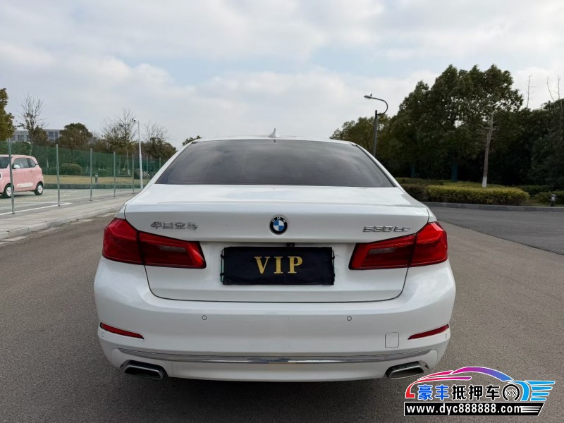 20年宝马5系轿车抵押车出售