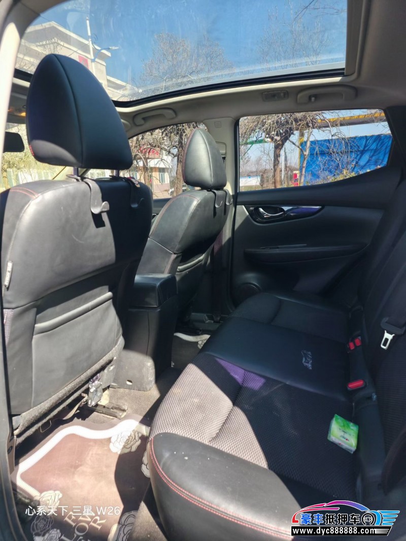 16年日产逍客轿车抵押车出售