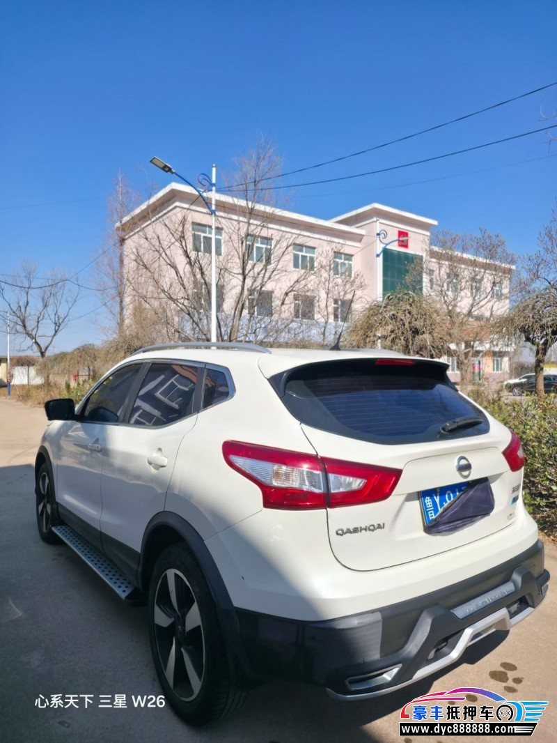 16年日产逍客轿车抵押车出售