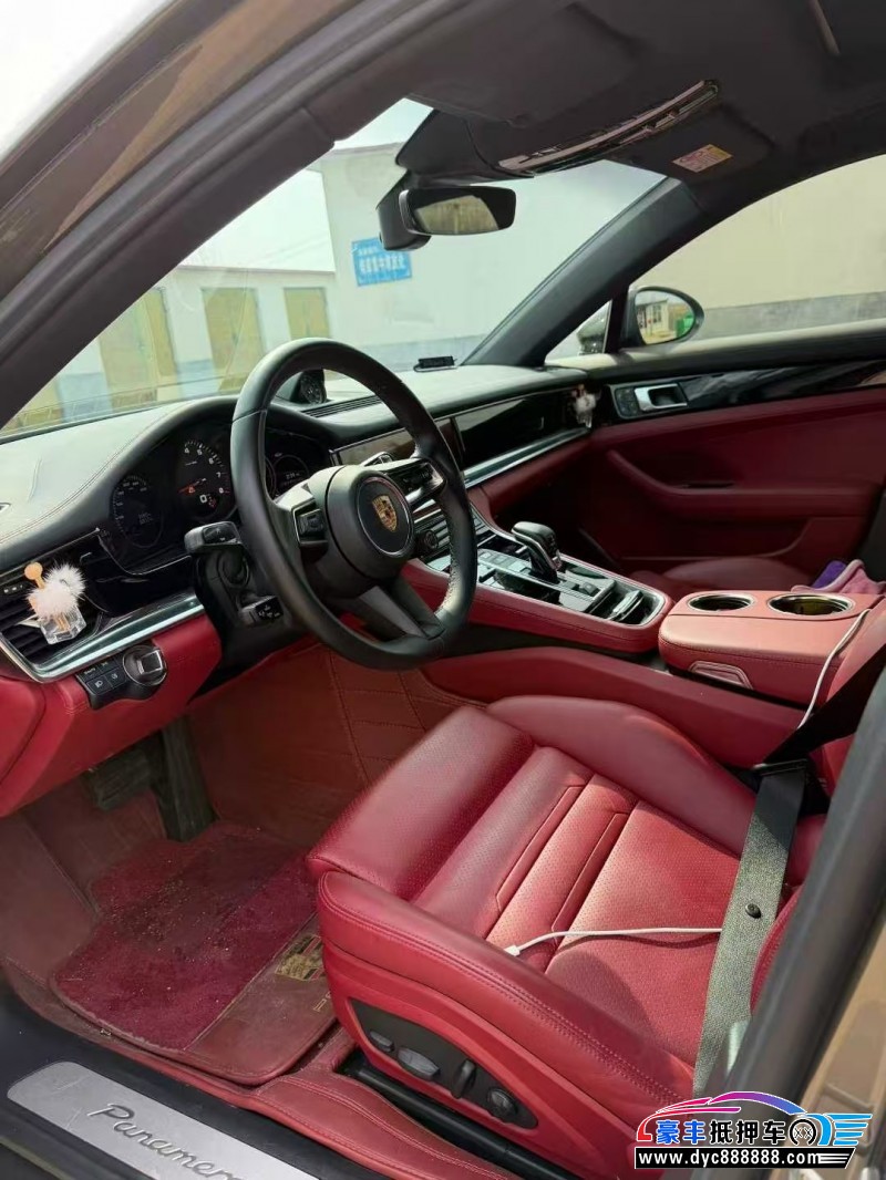 22年保时捷帕纳梅拉轿车抵押车出售