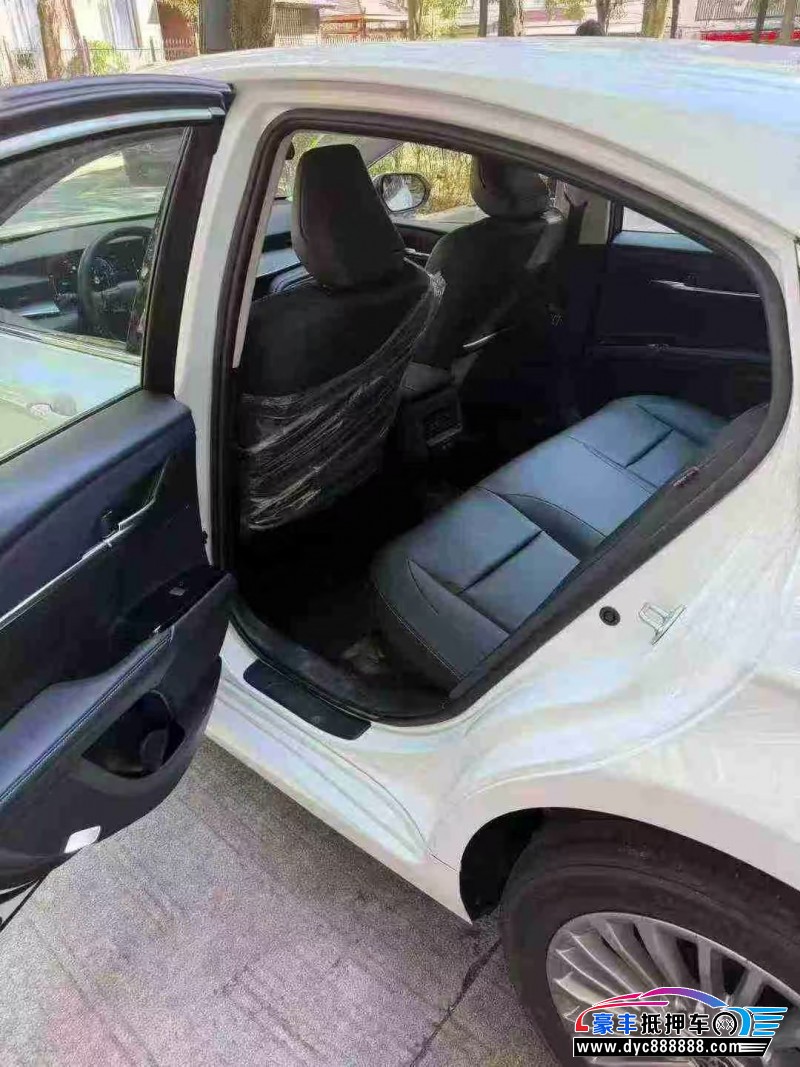 25年丰田凯美瑞轿车抵押车出售