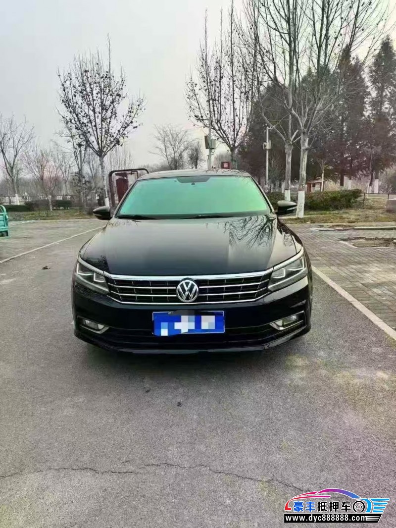 抵押车出售19年大众帕萨特轿车