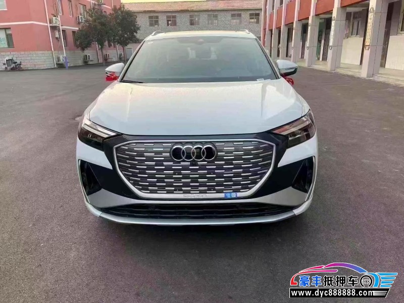 抵押车出售25年奥迪Q4轿车