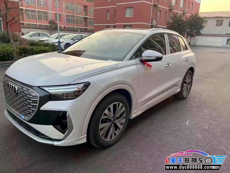 25年奥迪Q4轿车抵押车出售