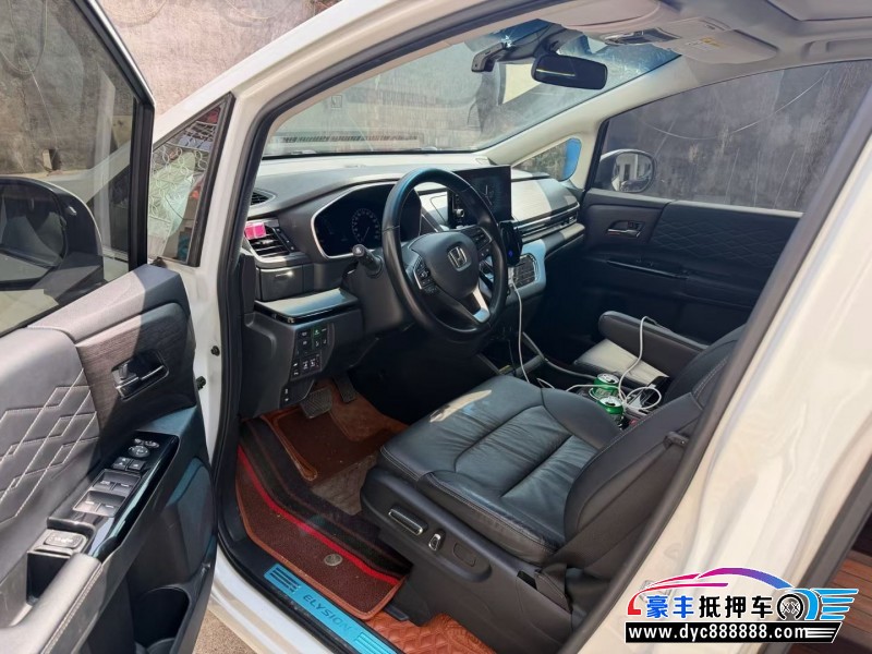 22年本田艾力绅轿车抵押车出售