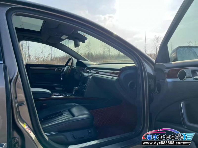 18年大众辉腾轿车抵押车出售