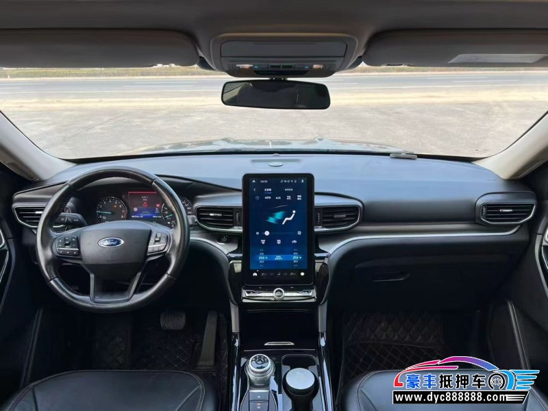 20年福特探险者轿车抵押车出售