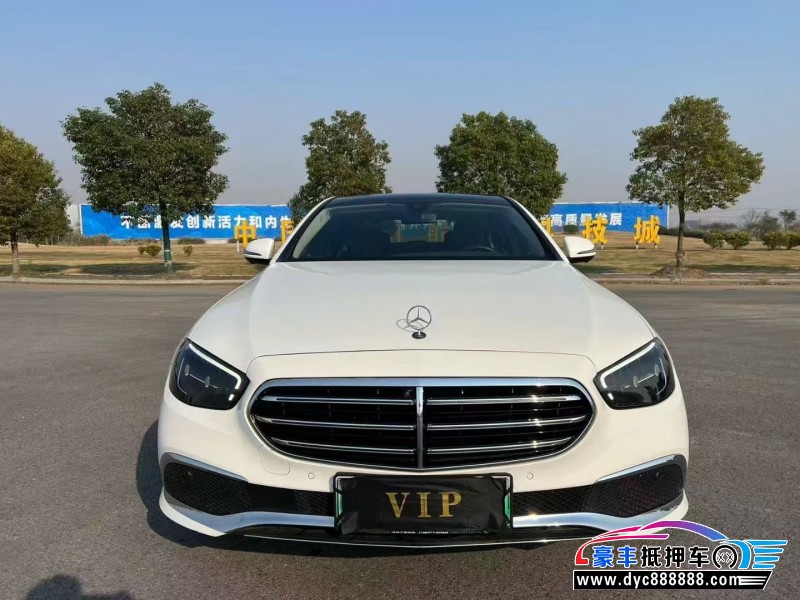 抵押车出售23年奔驰E轿车