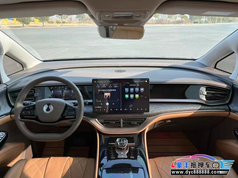 24年腾势D9轿车抵押车出售